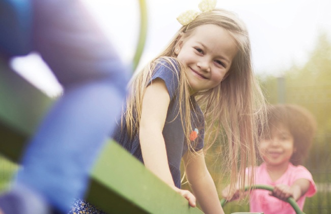 Enfants parc jeu