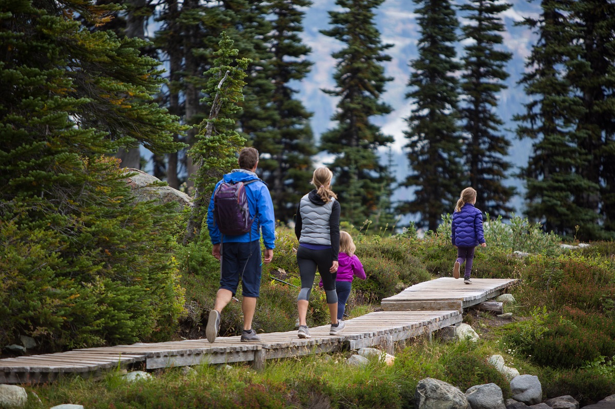 Rendre les familles quebecoises plus actives a lexterieur